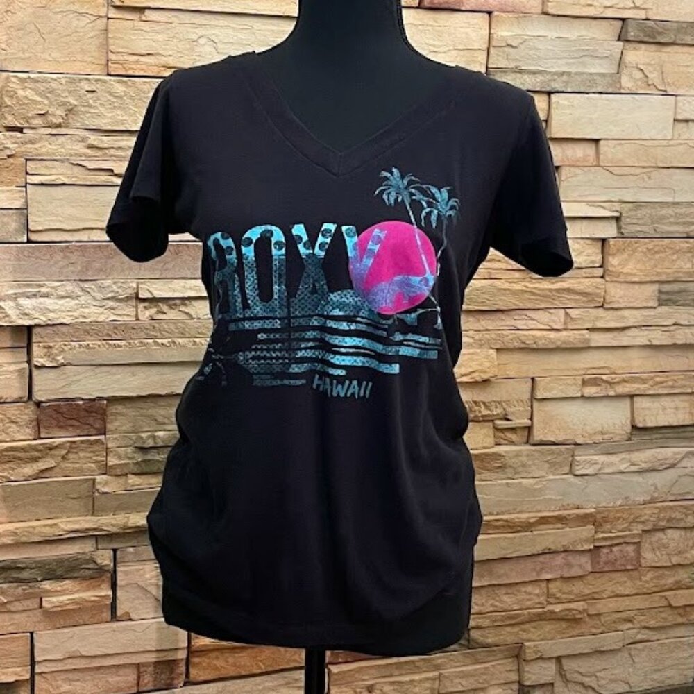 Vintage Roxy V Neck  Great Condition, Size Small